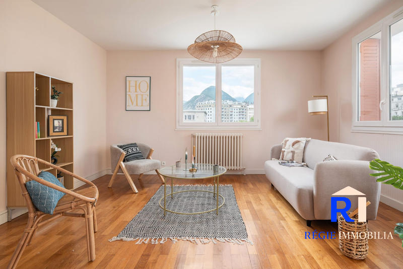 Appartement - 113 m² - 5 pièces