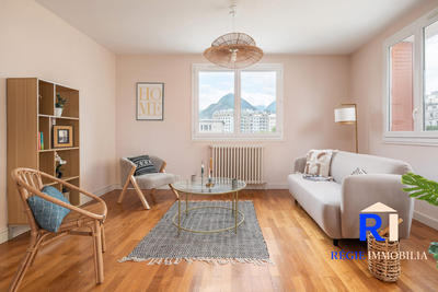 Appartement - 113 m² - 5 pièces