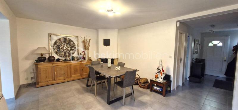 Maison - 156 m² - 8 pièces