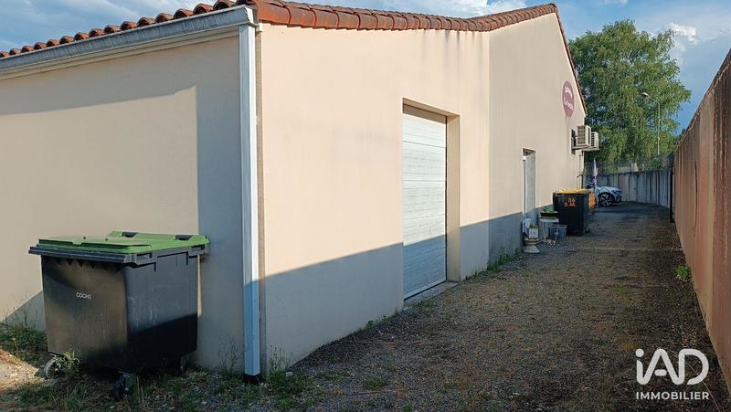 Local commercial - 413 m²