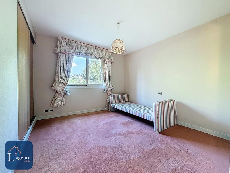 Appartement - 349 m² - 6 pièces