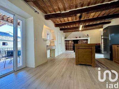 Maison de village - 207 m² - 9 pièces