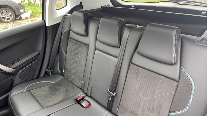 Peugeot 2008 I 1.2 PureTech 110 Eat6 Crossway