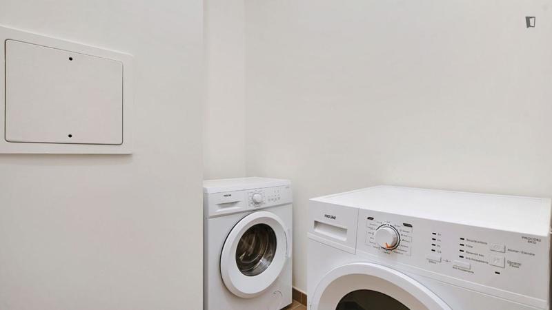 Chambre - 12 m² - 6 pièces