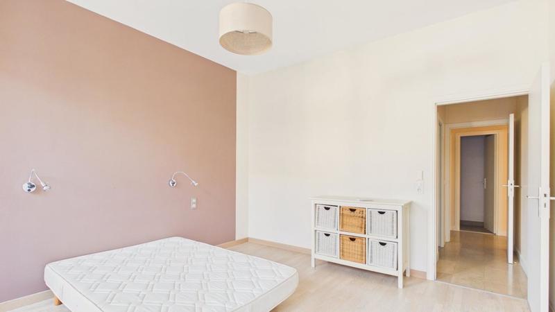 Appartement - 219 m² - 7 pièces