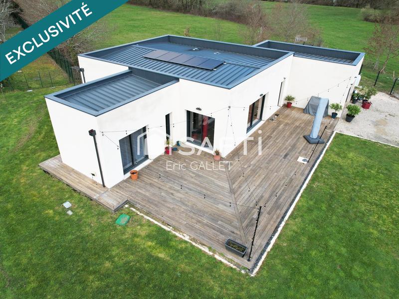 Maison - 121 m² - 5 pièces