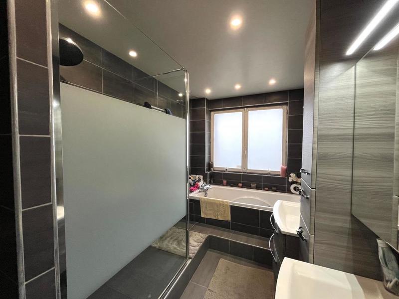 Appartement - 146 m² - 5 pièces