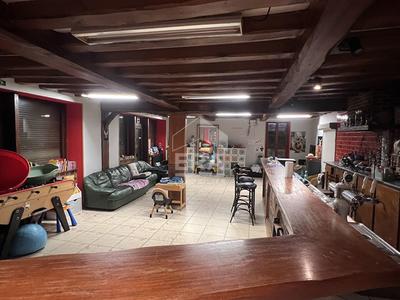 Maison de village - 340 m² - 8 pièces