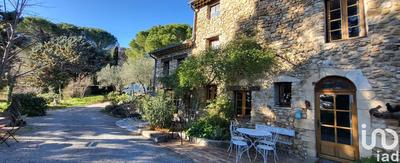 Maison - 271 m² - 8 pièces