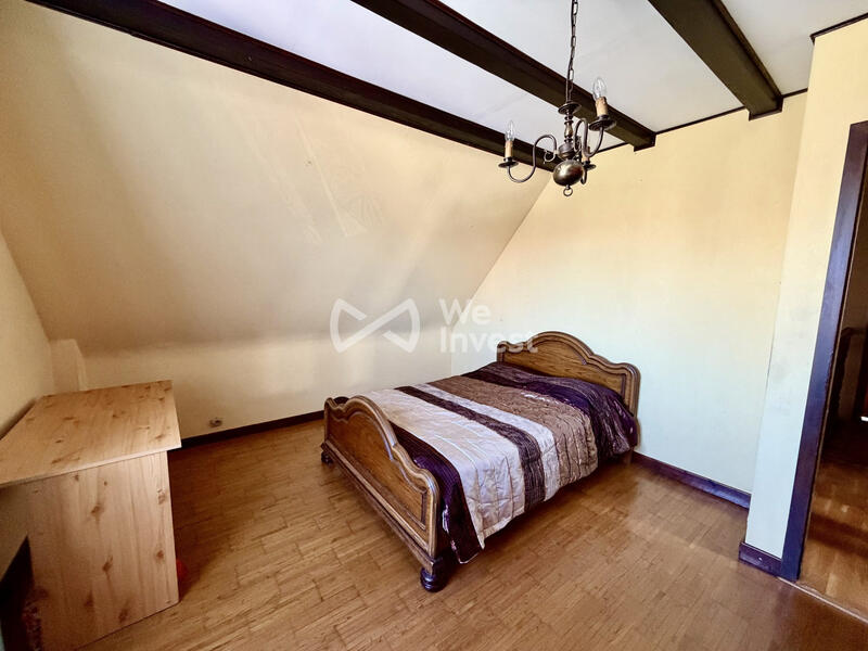 Maison - 140 m² - 5 pièces