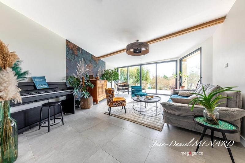 Maison en pierre - 215 m² - 7 pièces