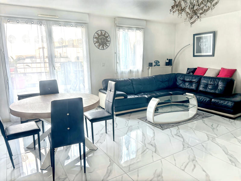 Appartement - 80 m² - 4 pièces