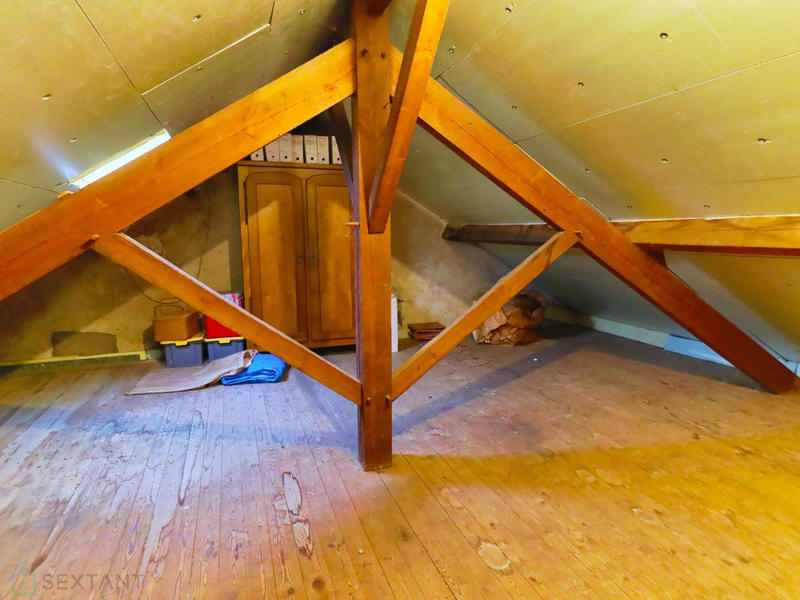 Maison - 77 m² - 5 pièces