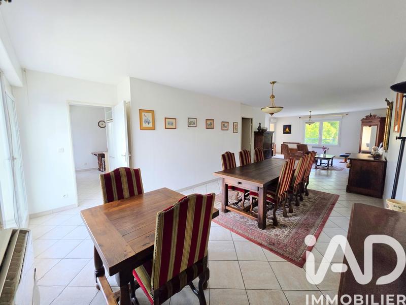 Appartement - 102 m² - 5 pièces