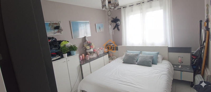 Appartement - 82 m² - 4 pièces