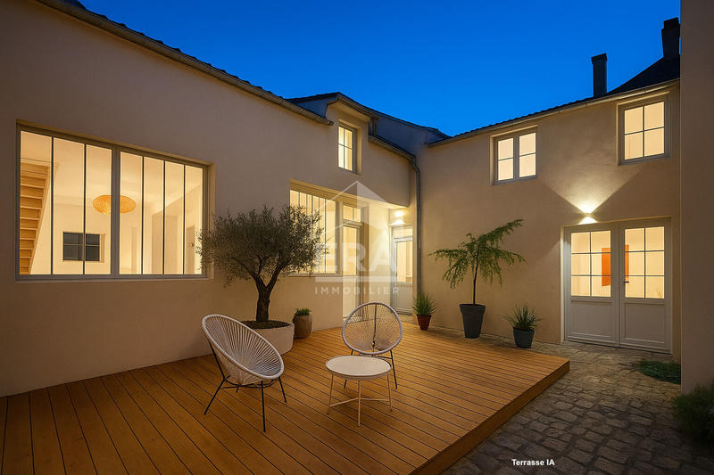 Maison - 235 m² - 7 pièces