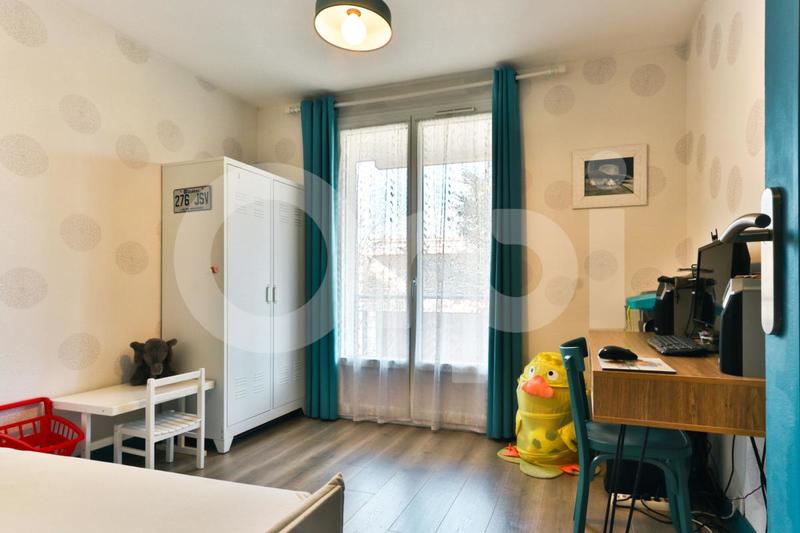 Appartement - 83 m² - 4 pièces