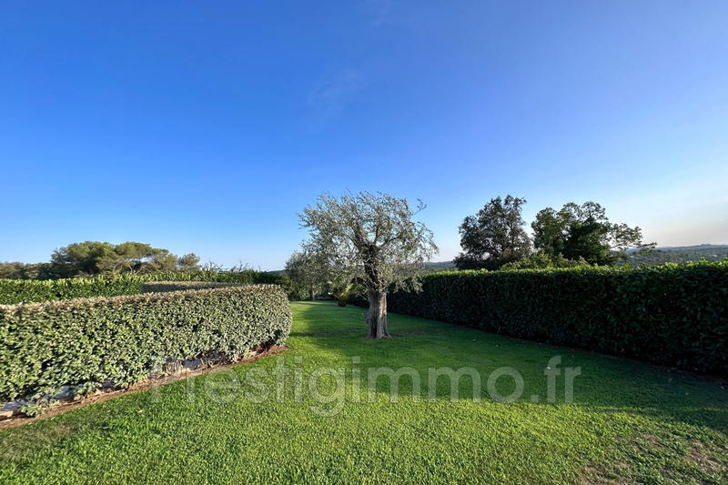 Villa - 166 m² - 5 pièces