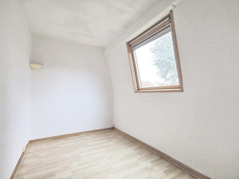 Maison - 104 m² - 6 pièces