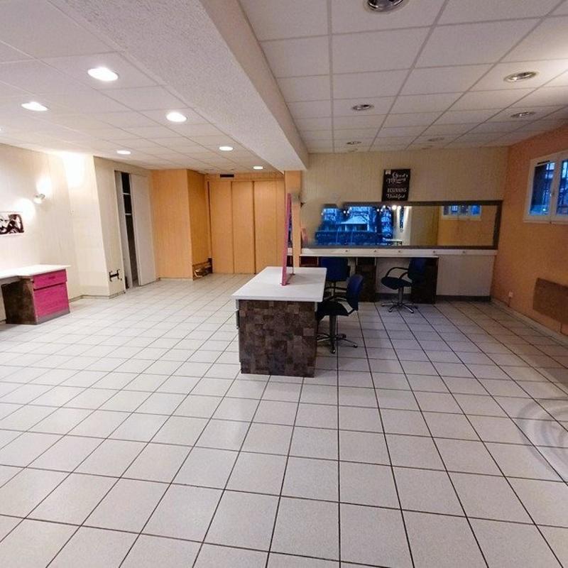 Local commercial - 92 m² - 3 pièces