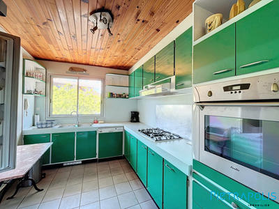 Maison - 175 m² - 10 pièces