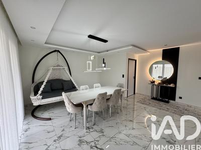Maison - 146 m² - 5 pièces