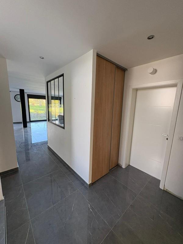 Maison - 153 m² - 5 pièces