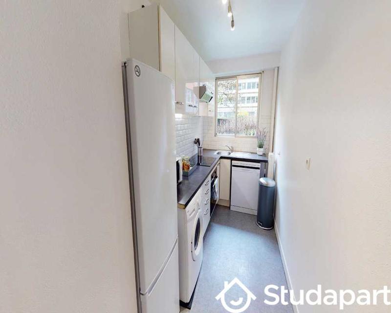 Chambre - 70 m² - 1 pièce