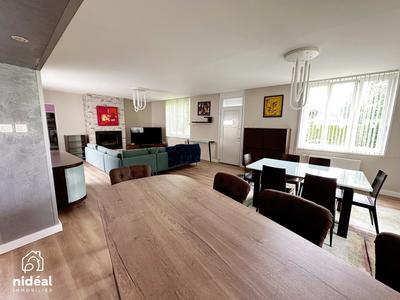 Maison - 280 m² - 7 pièces