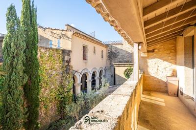 Propriété - 377 m² - 9 pièces