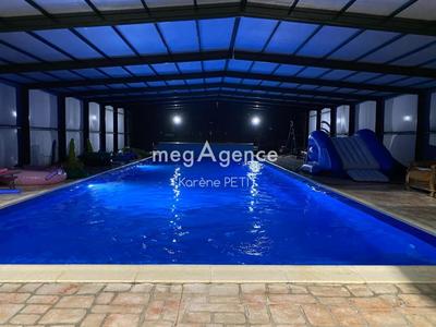 Corps de ferme - 425 m² - 13 pièces