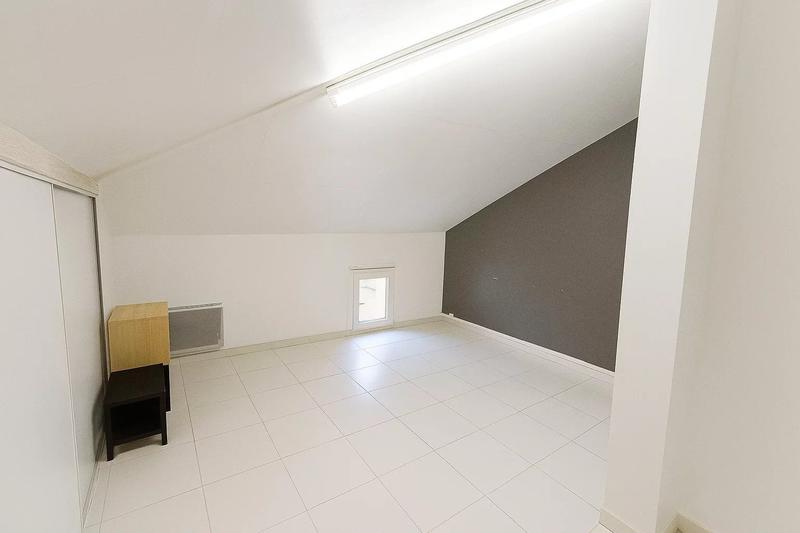 Immeuble - 377 m² - 17 pièces