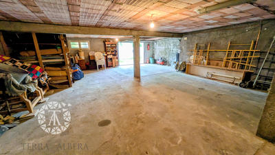 Parking / Garage - 133 m²