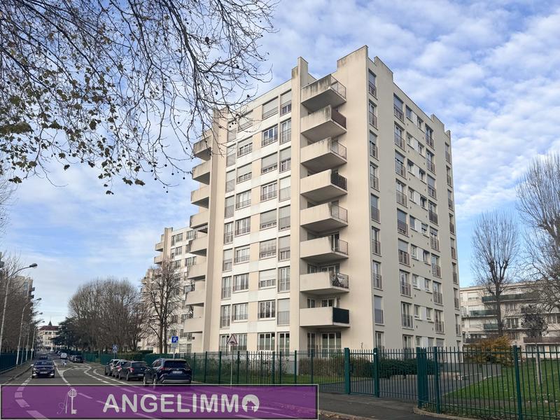 Appartement - 86 m² - 4 pièces