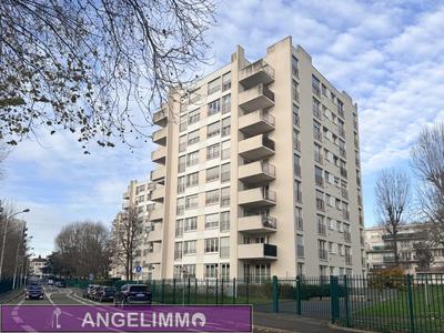 Appartement - 86 m² - 4 pièces