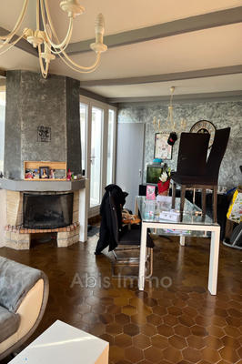 Maison - 80 m² - 5 pièces