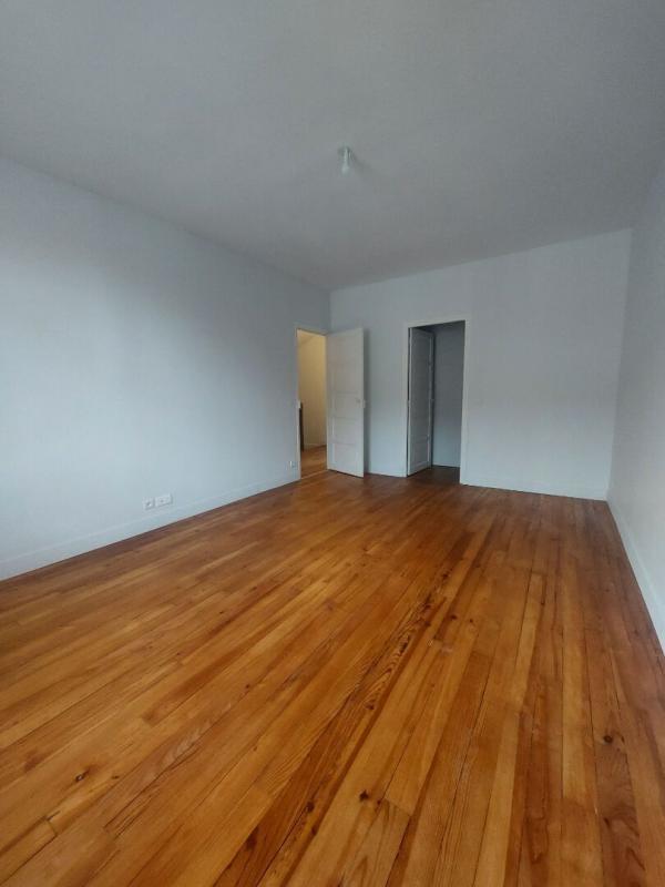 Appartement - 181 m² - 5 pièces