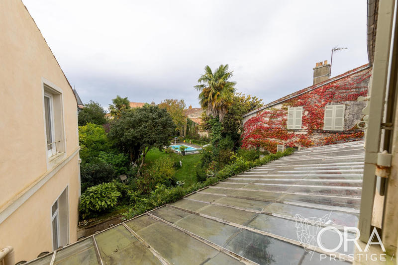 Maison ancienne - 430 m² - 17 pièces