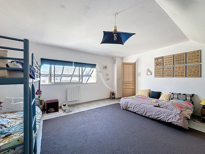 Maison - 174 m² - 6 pièces