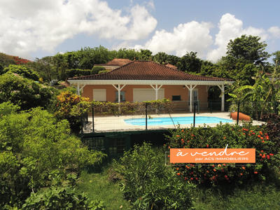 Maison - 130 m² - 6 pièces