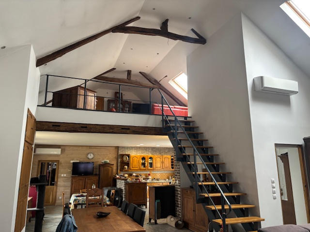 Maison - 205 m² - 5 pièces