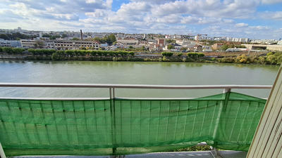 Appartement - 64 m² - 4 pièces