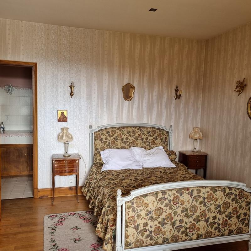 Maison - 300 m² - 9 pièces