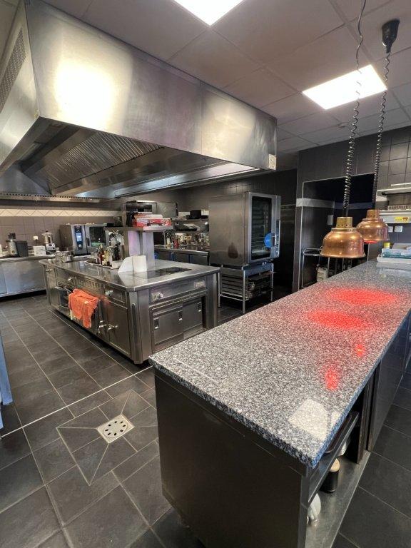 Immeuble - 613 m² - 13 pièces