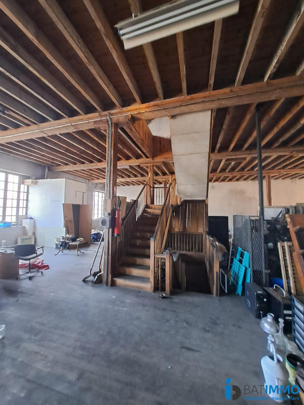 Local d'activités - 1 800 m²