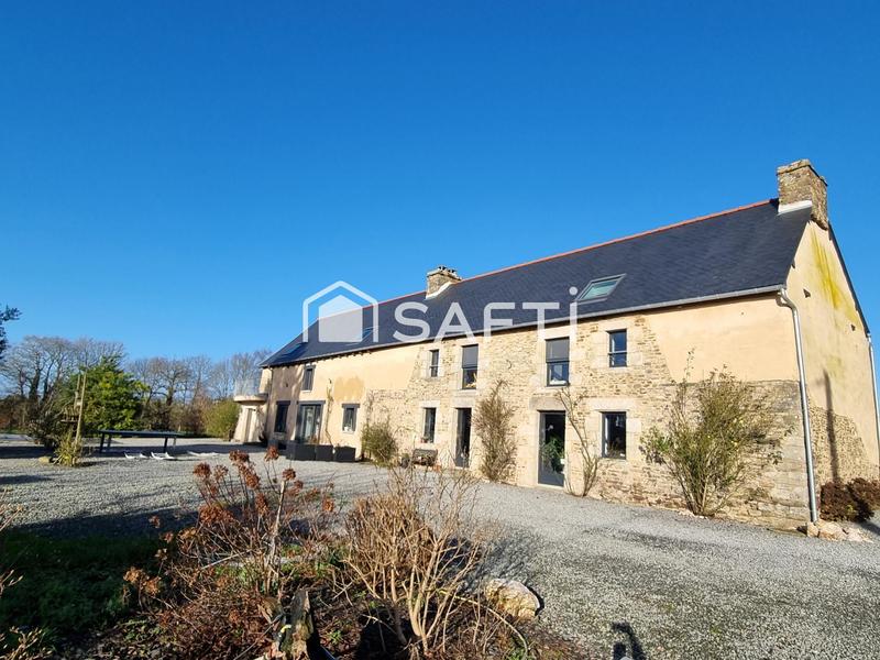 Maison - 214 m² - 6 pièces