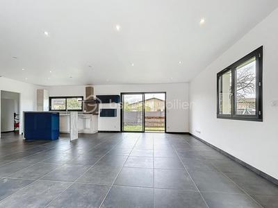 Maison - 125 m² - 5 pièces