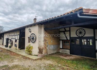 Corps de ferme - 171 m² - 8 pièces