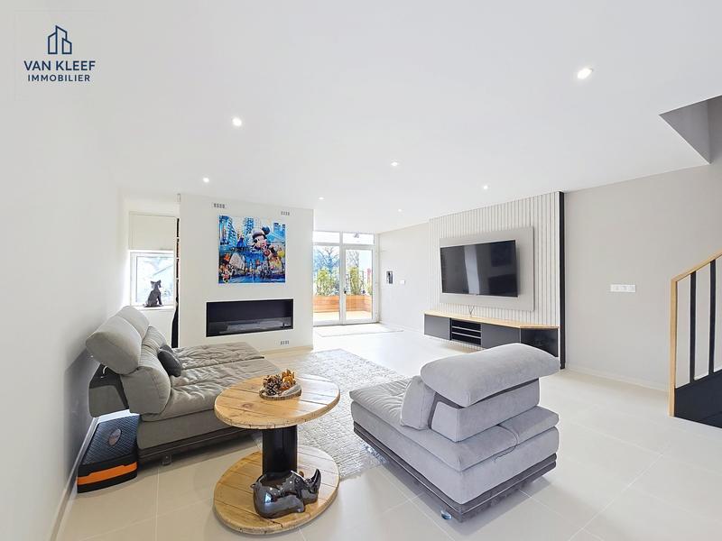 Immeuble - 258 m² - 9 pièces