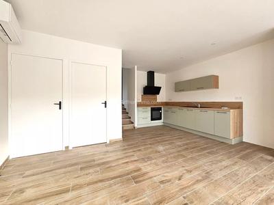 Maison - 82 m² - 4 pièces